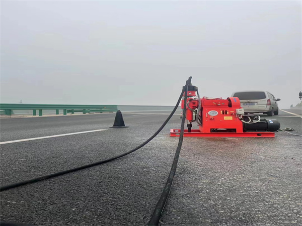 翰林镇马路路基路面开裂下沉注浆加固灌浆